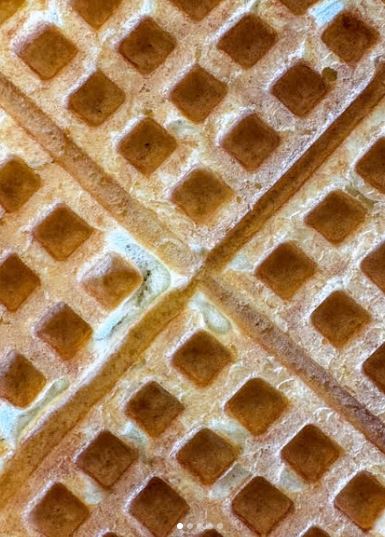 WHAT's NEW 7 Waffles Close-Up 3